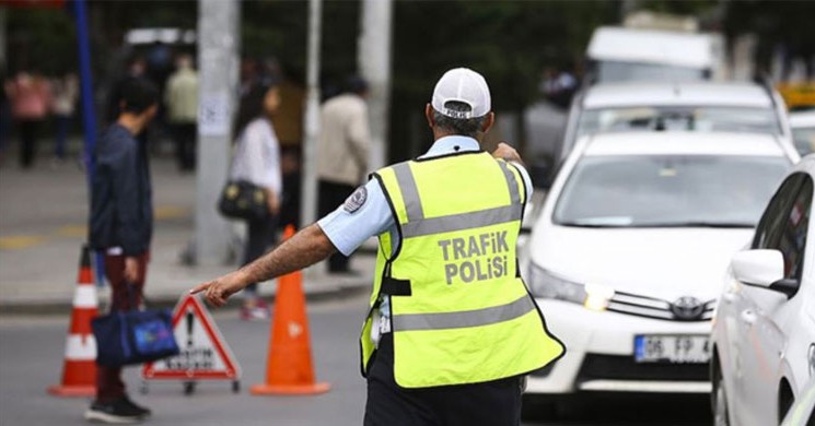 928 Araç Sürücüsüne ‘Yetkisiz Çakar’ Kullanımı Nedeniyle Cezai İşlem Uygulandı