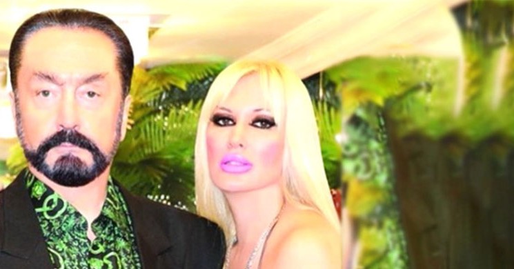 Adnan Oktar'ın Tahliye Edilen '1 Numaralı Kediciği' Açıklamalarda Bulundu