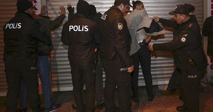 Ankara’da Eğlence Mekanlarına Denetim! 96 Kişi Gözaltında!