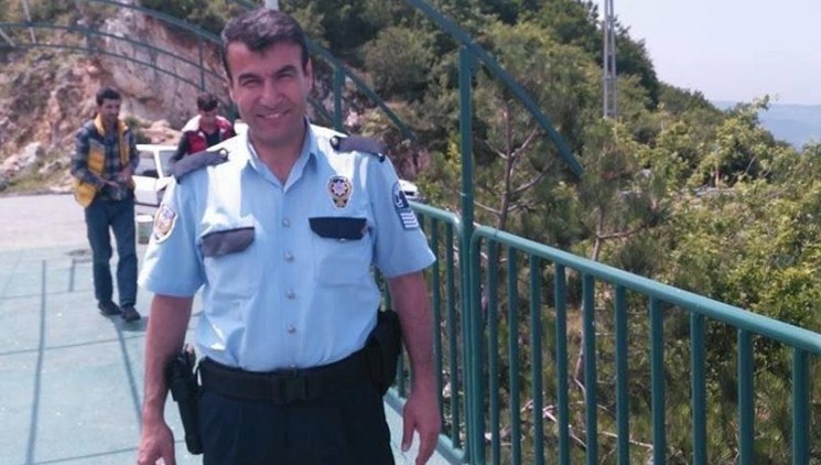 Bursa'da Bir Polis Memuru Kendi Silahıyla Ağır Yaralandı!