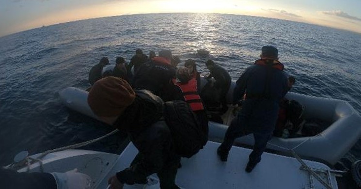 Çanakkale’de 51’i Çocuk 111 Düzensiz Göçmen Yakalandı