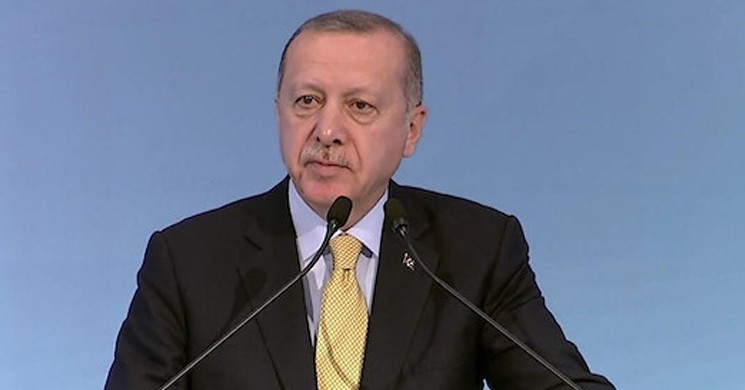 Cumhurbaşkanı Erdoğan Kadınları Siyasete Davet Etti