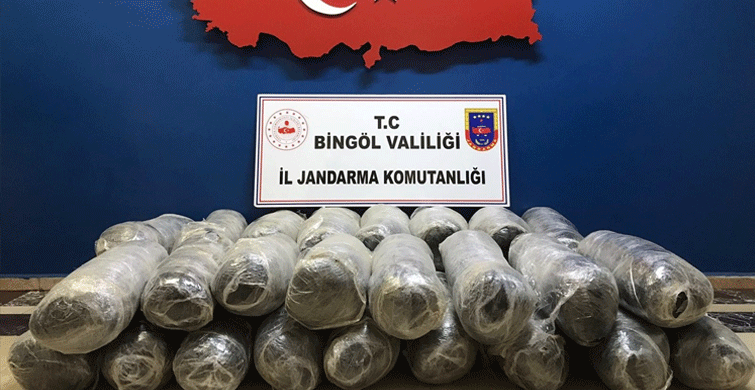 Drone ile Takip Edilen Kamyonda 330 Kilogram Esrar Ele Geçirildi