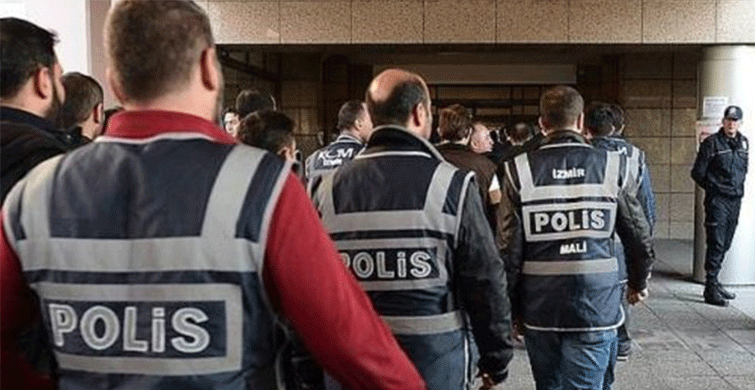 FETÖ'nün Dışişleri Bakanlığı Soruşturmasında 10 Kişi Yakalandı