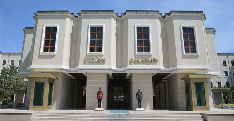 Fransız Vatandaşı Bir Yabancı Terörist Sınır Dışı Edildi