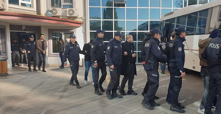 Hırsızları Bulabilmek İçin 13 Bin Aracı İzleyen Polis Ekipleri Zanlıları Yakaladı