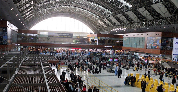 İstanbul Sabiha Gökçen 'Yılın En İyi Havalimanı' Seçildi