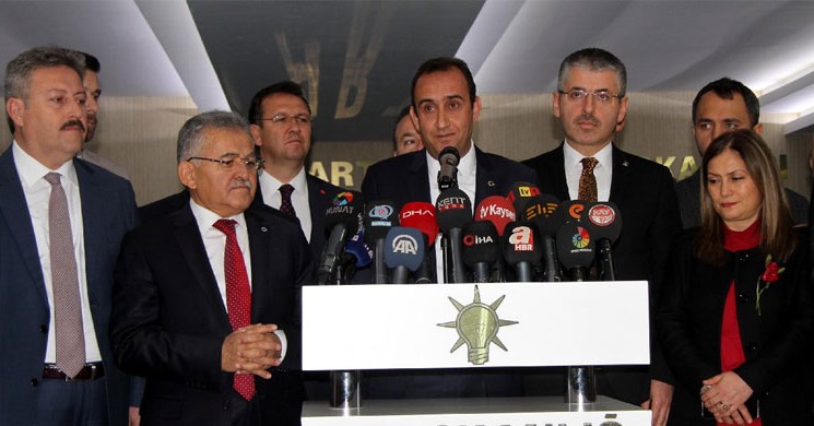 İYİ Partili Belediye Başkanı AK Parti’ye Geçti