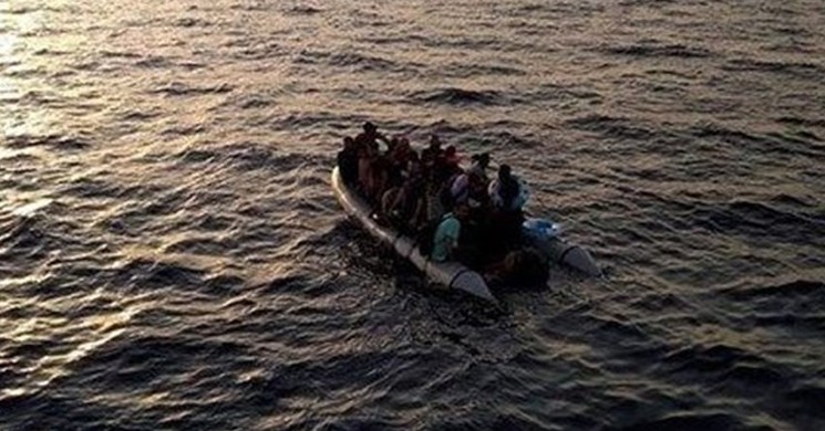 İzmir'de 216 Düzensiz Göçmen Yakalandı!