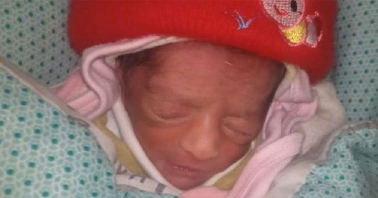 Pakistan’da Bir Hemşire Çocuğu Olmayan Akrabası İçin Bebek Çaldı