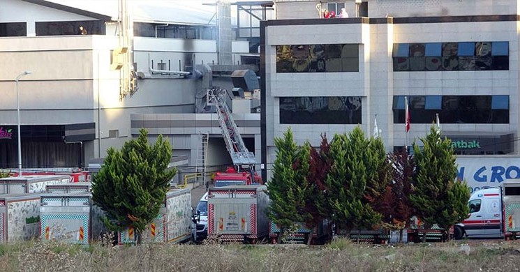 Pendik'te Korkutan Fabrika Yangını!