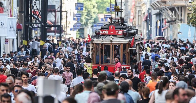 Türkiye İnsani Gelişmişlikte Zirve Kategoriye Yükseldi