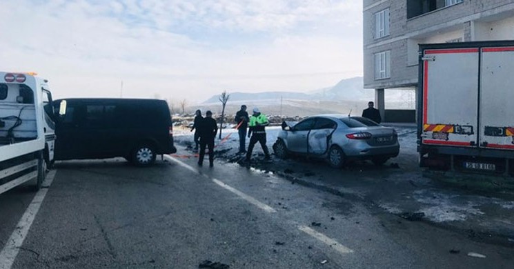 Van'da Trafik Kazası: 11 Yaralı