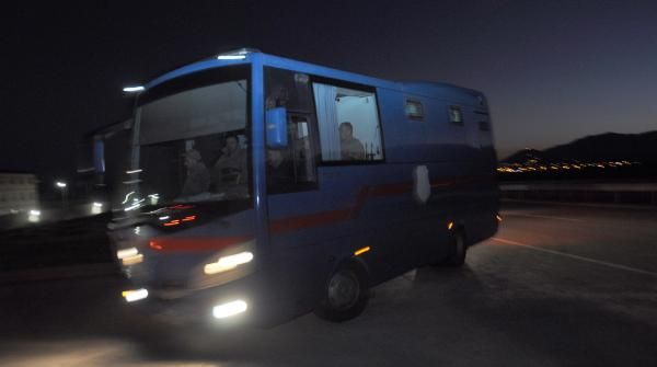 Adıyaman'daki 200 mahkum İslahiye'ye getirildi -2