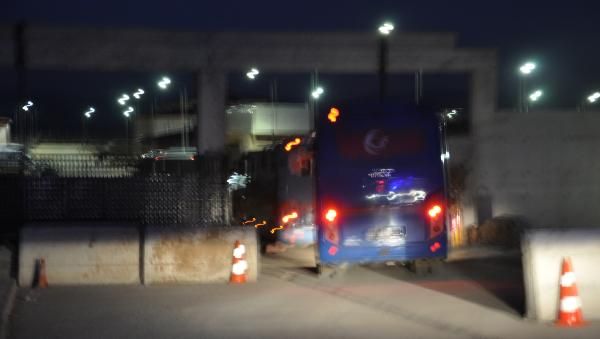 Adıyaman'daki 200 mahkum İslahiye'ye getirildi -3