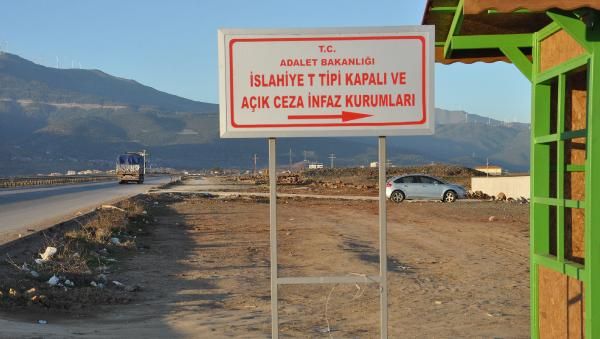 Adıyaman'daki 200 mahkum İslahiye'ye getirildi -8