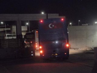 Adıyaman'daki 200 mahkum İslahiye'ye getirildi
