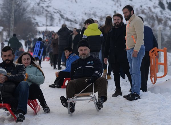 Bilecik'te kızak festivali