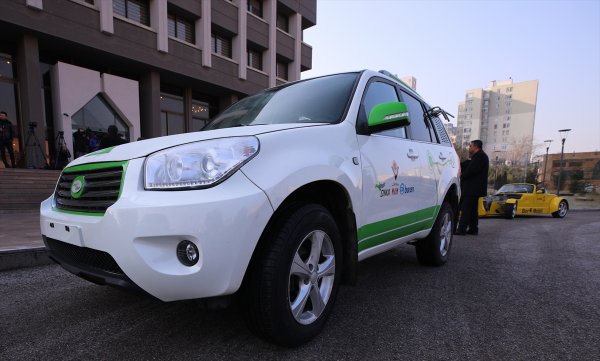Enerji Bakanı Dönmez hidrojen yakıtlı araçları test etti