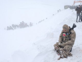 Van'da çığ felaketi: Can kaybı 39'a yükseldi