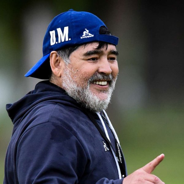 Maradona: Tekrar çalışmayı dört gözle bekliyorum