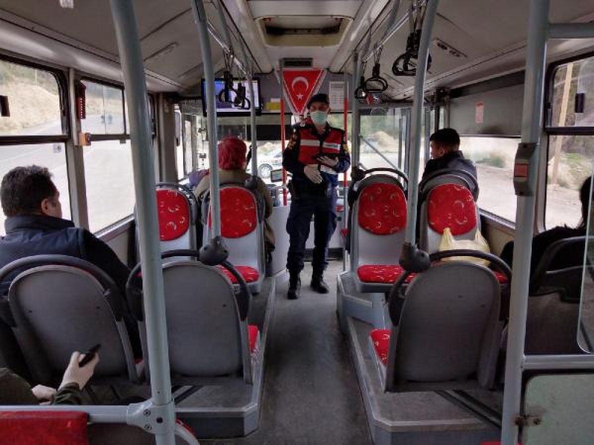 Mersin'de yasakları ihlal eden 130 kişiye işlem yapıldı