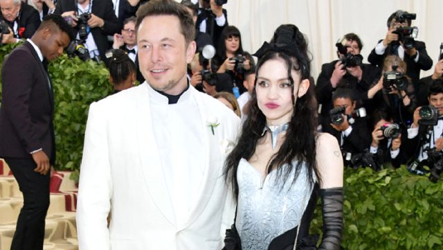 Elon Musk'ın sevgilisi Grimes, sanat galerisinde Ruhunun bir parçasını 10 milyon dolara satacak