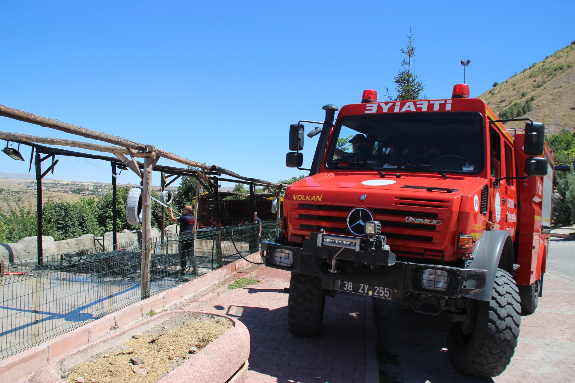 Kayseri'de kafeyi yakıp 'Yangın yanlışlıkla çıktı' dedi #1