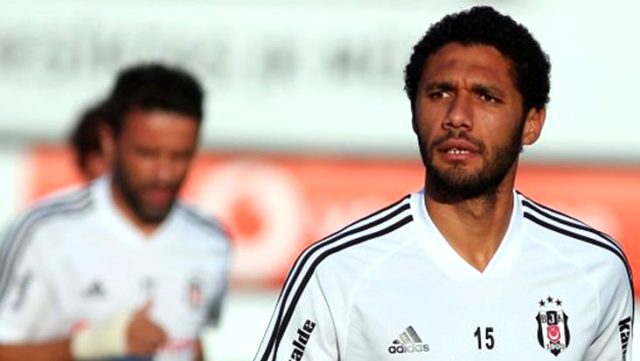 Kiralık sözleşmesi biten Mohamed Elneny, Beşiktaş'tan ayrıldığını sosyal medyadan duyurdu