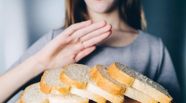 Bu belirtilerin kimse farkında değil! Gluten hassasiyetiniz olduğunu anlayamazsanız iş işten geçebilir...