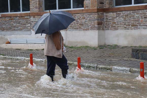 Meteoroloji'den sonra uyarılar üst üste geldi! sağanak yağış geliyor